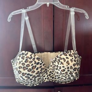 Convertible strapless bra 42DDD